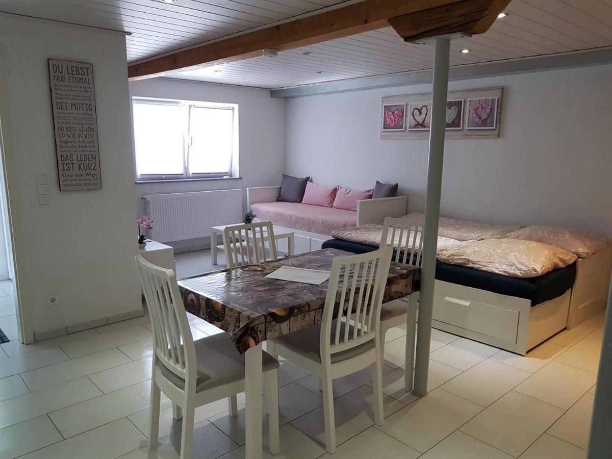 Ferienwohnung/Monteurzimmer Auf Dem Bauernhof Moerlenbach ภายนอก รูปภาพ