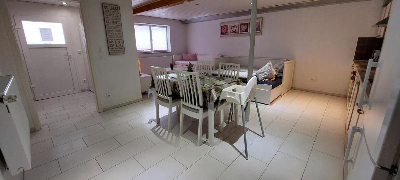 Ferienwohnung/Monteurzimmer Auf Dem Bauernhof Moerlenbach ภายนอก รูปภาพ